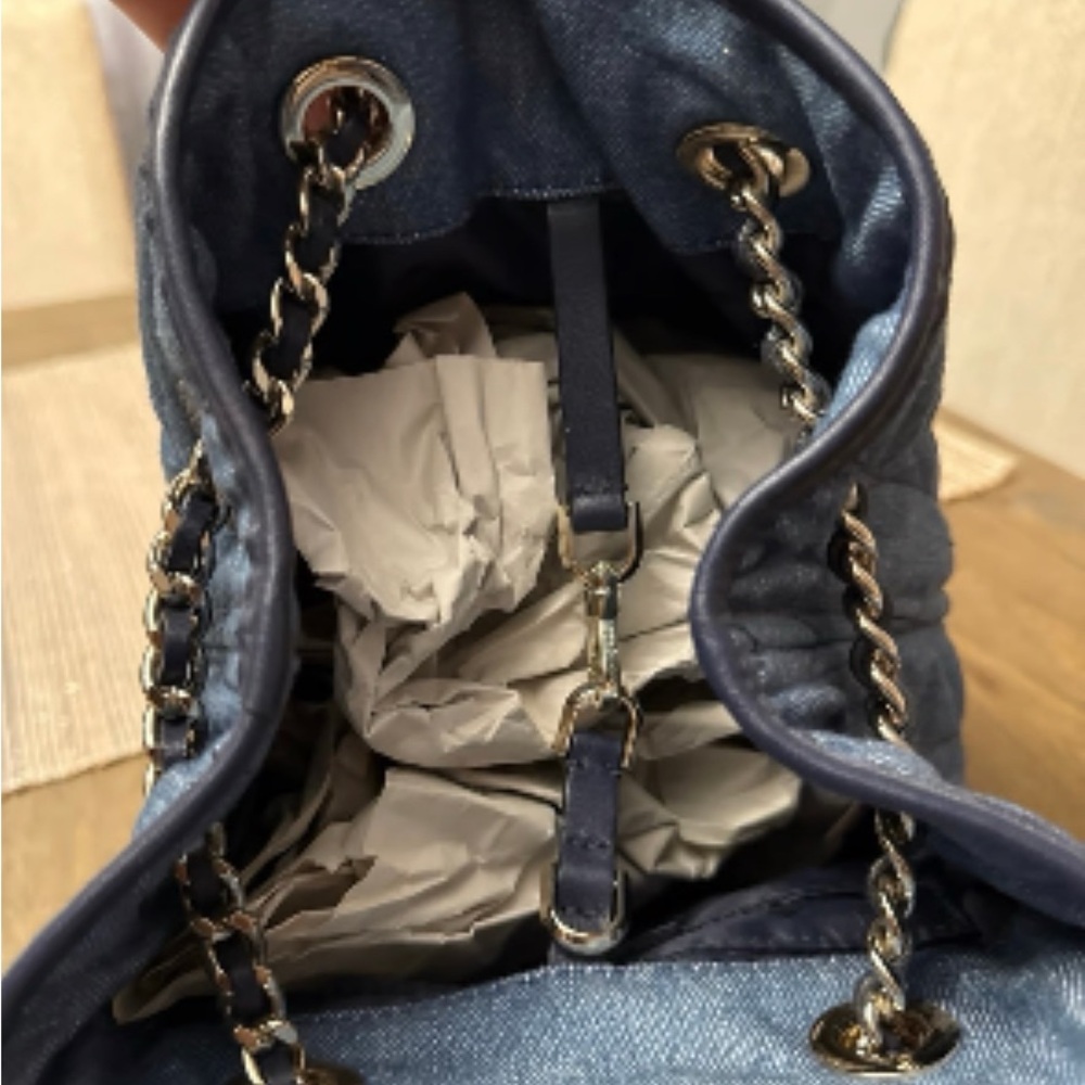 Kate Spade denim Quilted Bucket Backpack EUC - Picture 4 of 13